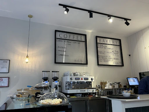 A Modo Mio Coffee & Bakery photo 4